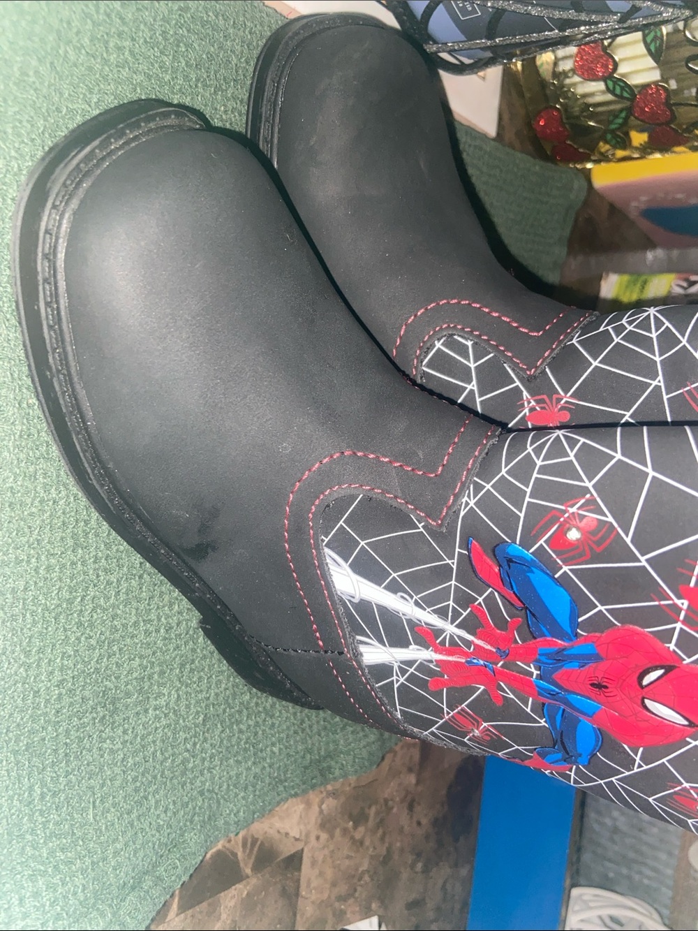 Marvel Spider-Man Black & Red Light-Up Kids Costume Boots - Picture 5 of 6